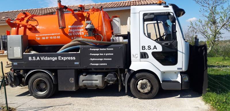Canalisation d'eaux usées bouchées ? qui appeler en urgence à Blaye